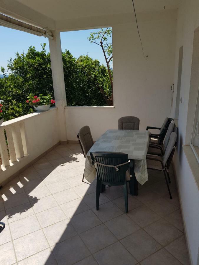 Apartment Tomy Trogir Buitenkant foto